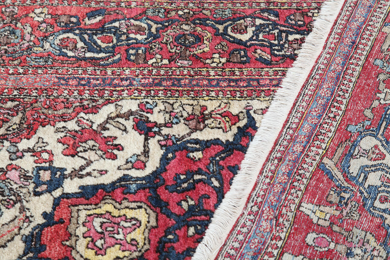 Authentic Antique Persian Isfahan Rug | Hand-Knotted 203x140cm