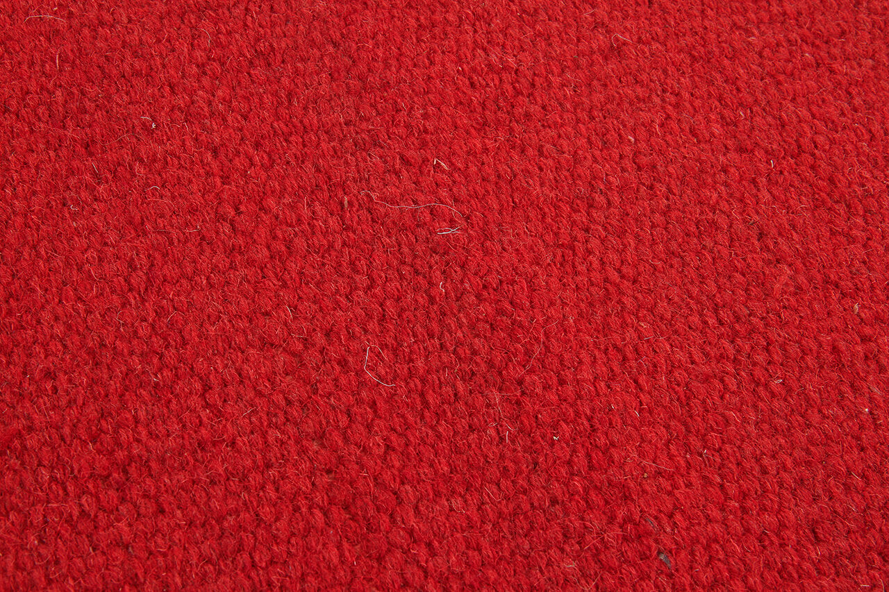 UBIQUE RED