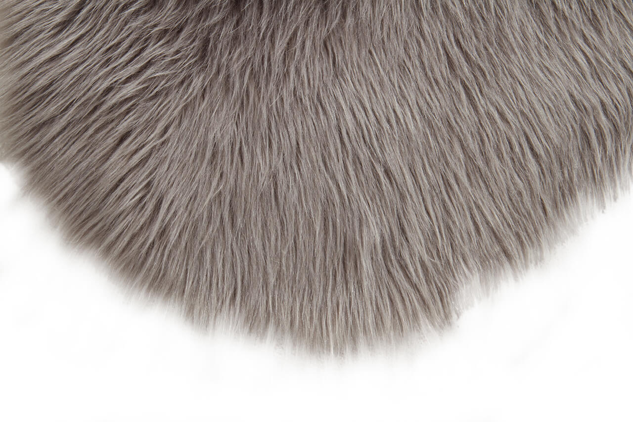 Eco Lambskin Grigio in Finta Pelliccia – Plaid, Tappeto o Coprisedia – Morbido, Elegante