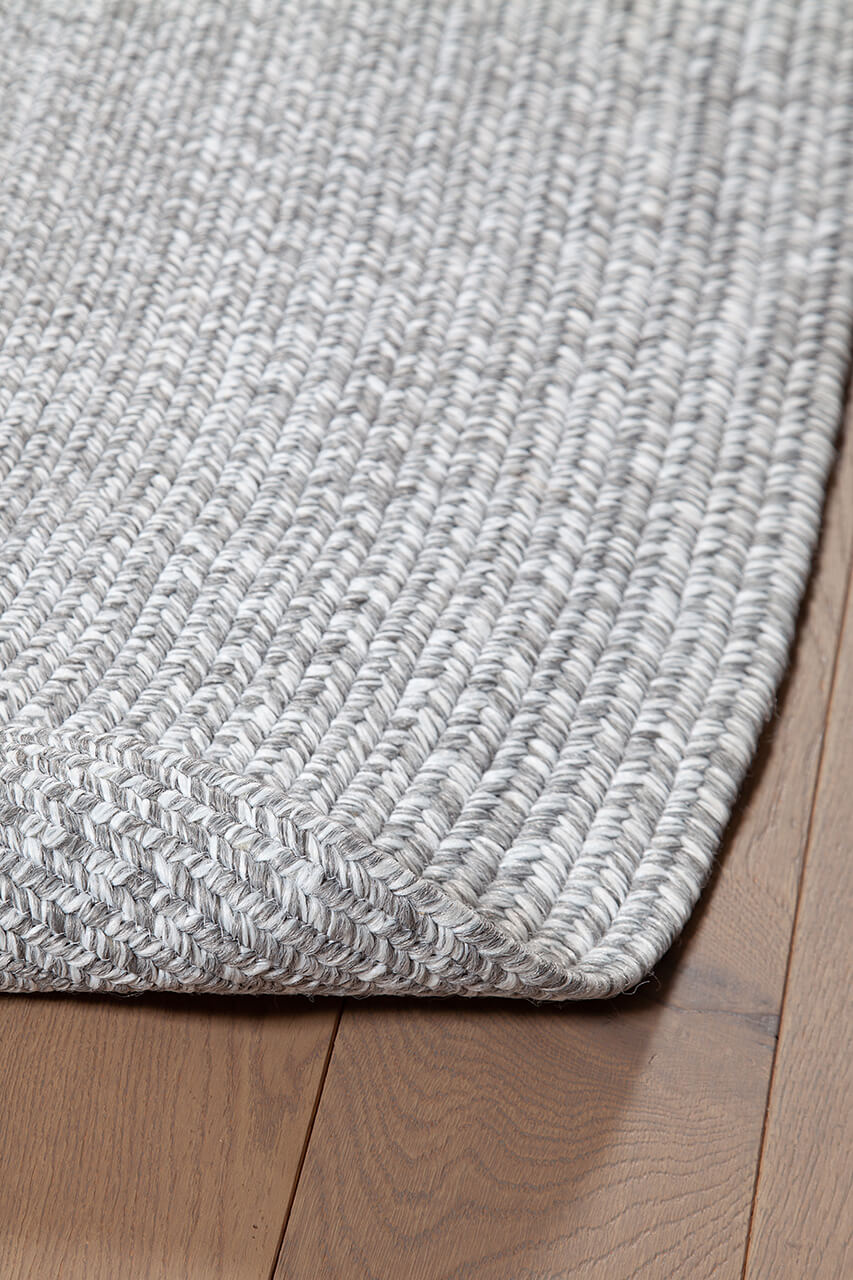 SOLID LIGHT GREY 230X160 OVAL