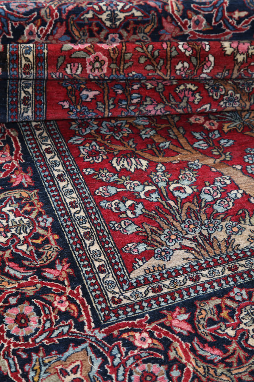 Authentic Antique Persian Isfahan Rug | Hand-Knotted 210x135cm