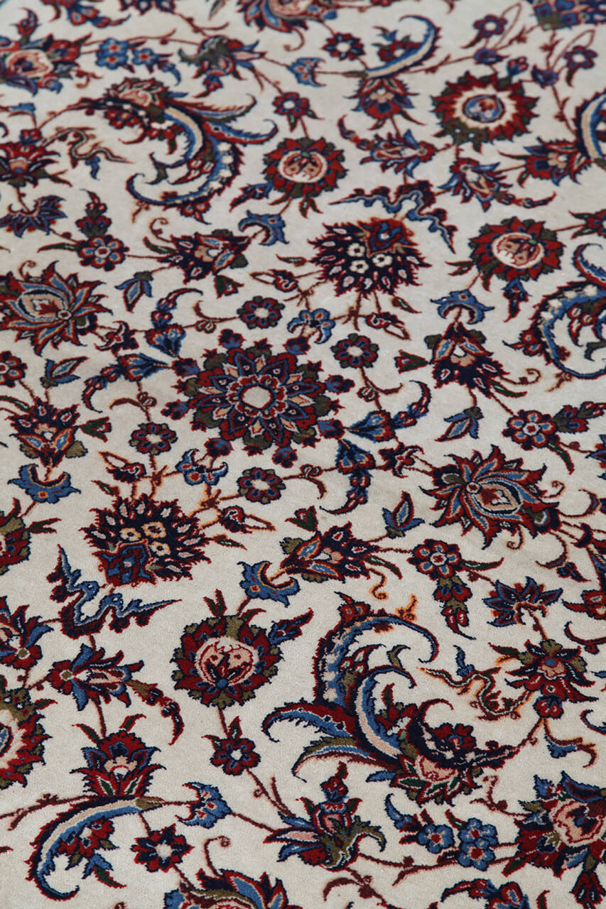 Authentic Antique Persian Isfahan Rug | Hand-Knotted 231x153cm