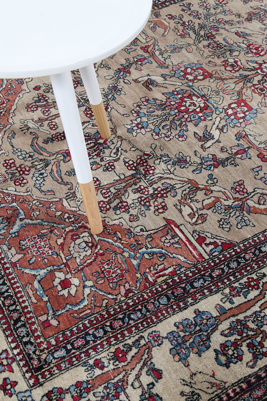 Authentic Antique Persian Isfahan Rug | Hand-Knotted 200x130cm