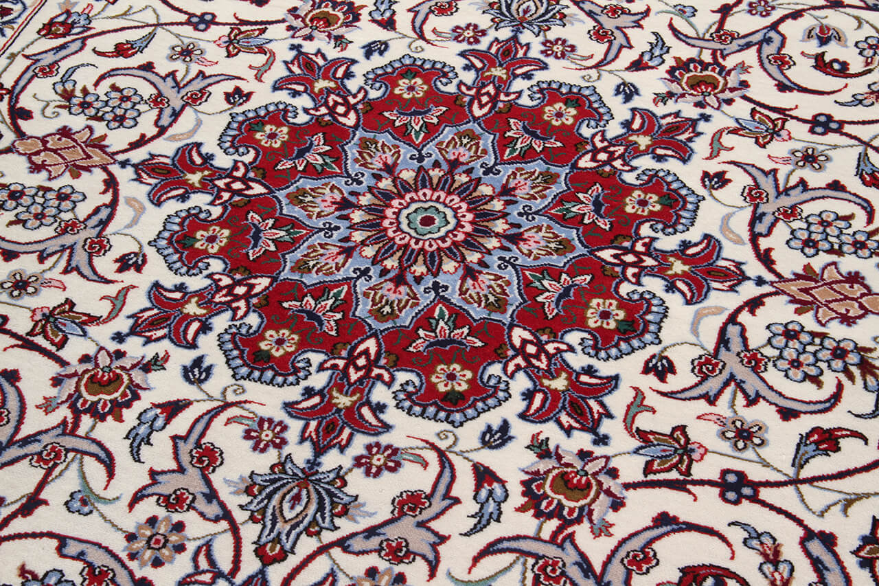 Persian Isfahan Silk & Wool Rug 183_134 cm
