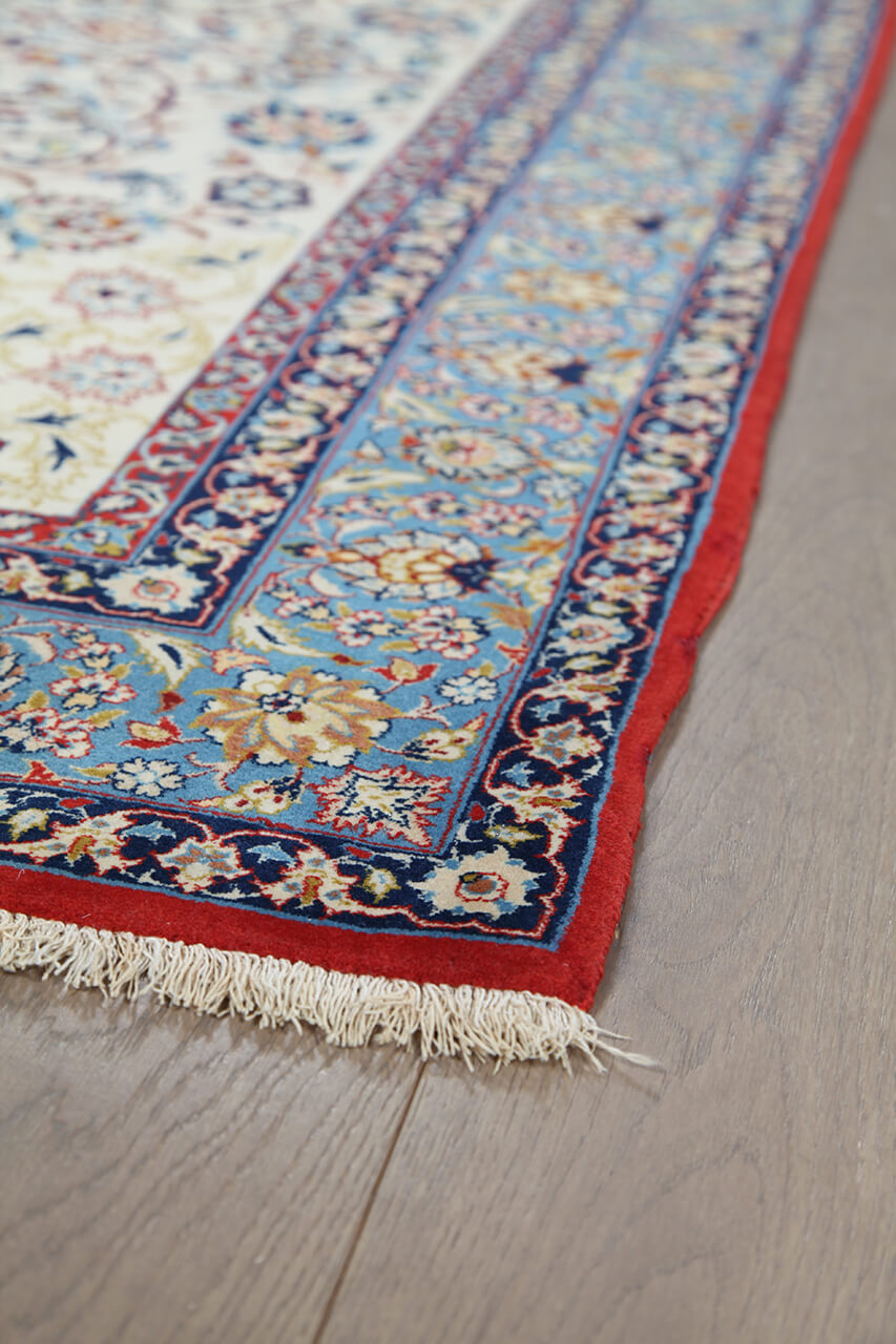 Authentic Antique Persian Isfahan Rug | Hand-Knotted 166x109cm