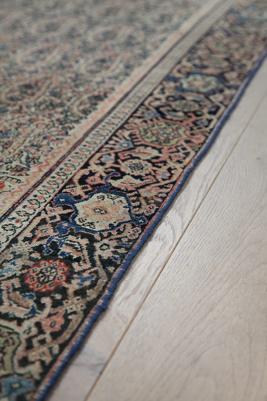 Authentic Antique Persian Farahan Rug | Hand-Knotted 198x124cm