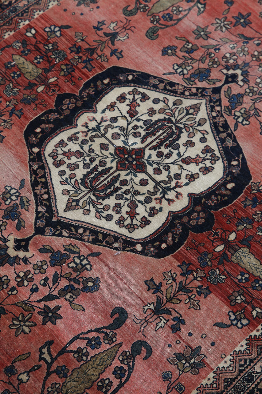 Authentic Antique Persian Farahan Rug | Hand-Knotted 194x127cm