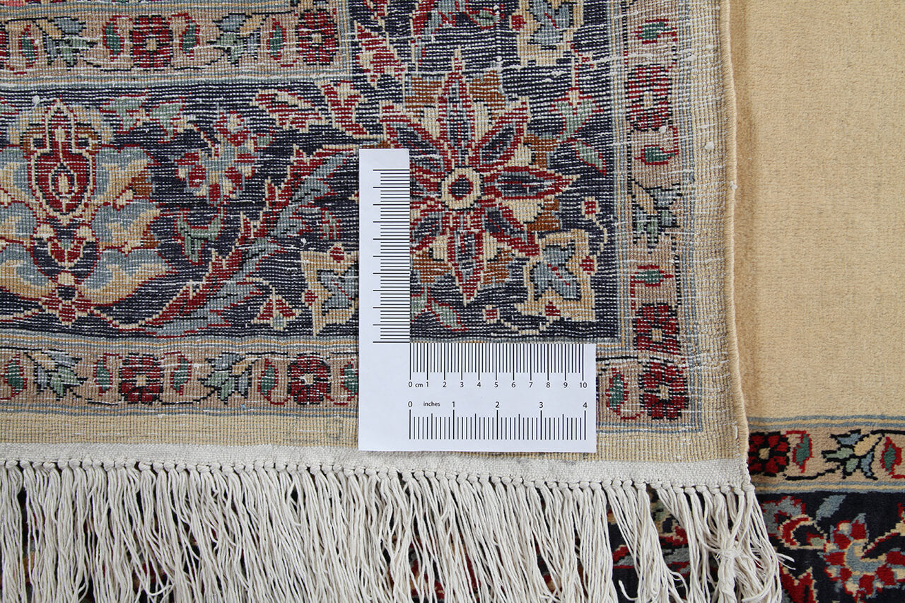 Persian Isfahan Silk & Wool Rug 281_187 cm