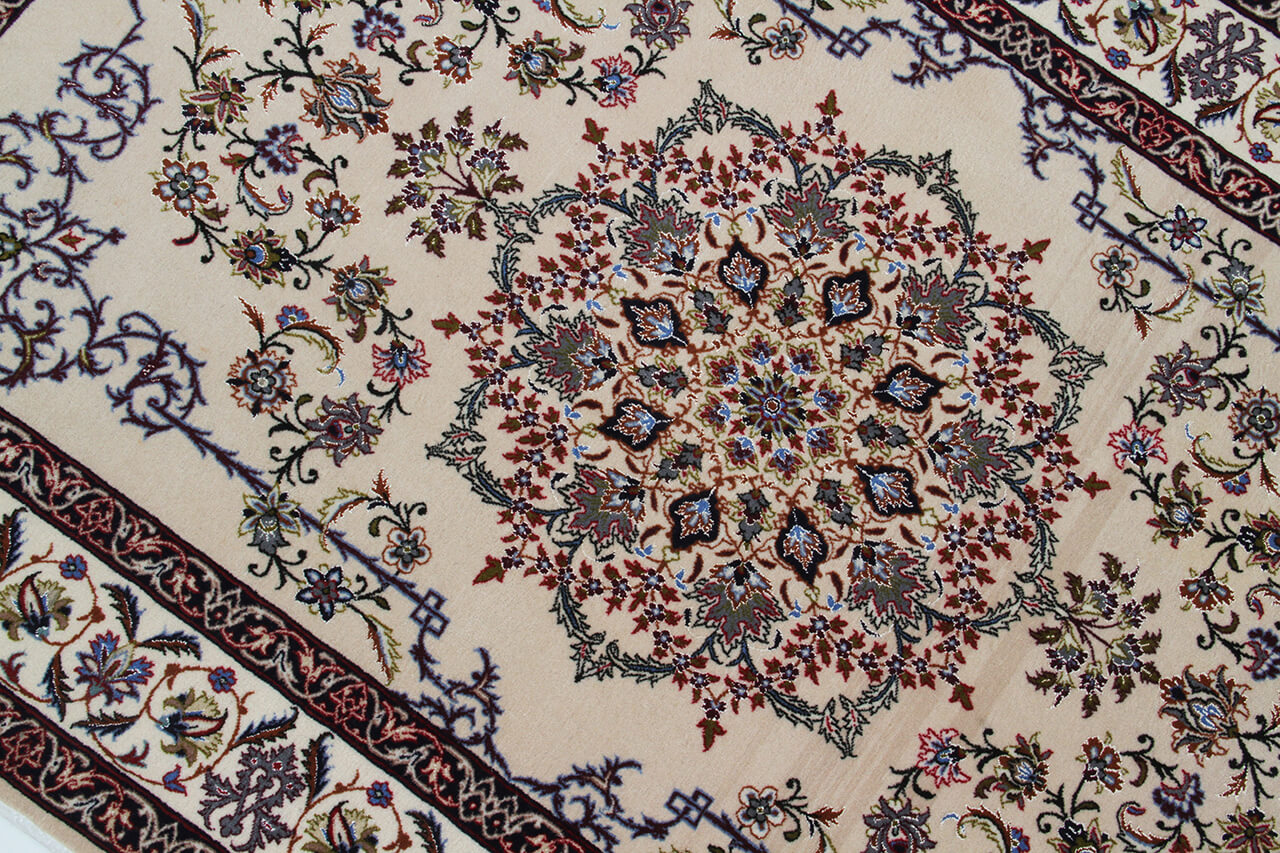 Persian Isfahan Silk & Wool Rug 165_110 cm