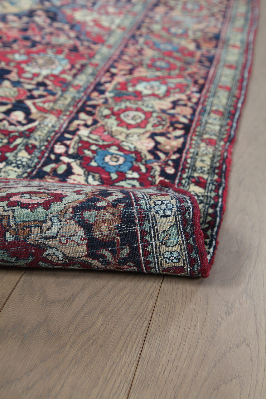 Authentic Antique Persian Isfahan Rug | Hand-Knotted 190x130cm