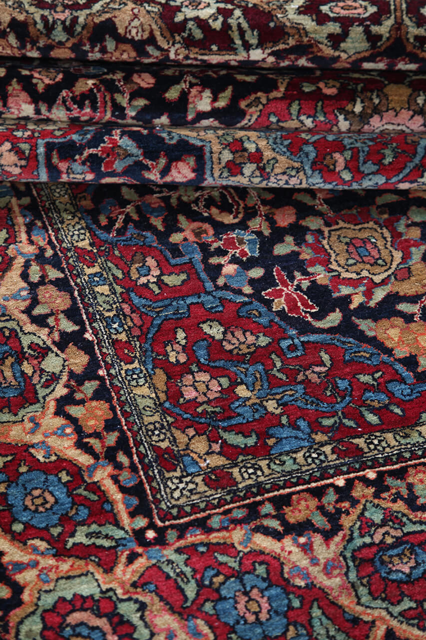 Authentic Antique Persian Isfahan Rug | Hand-Knotted 190x130cm
