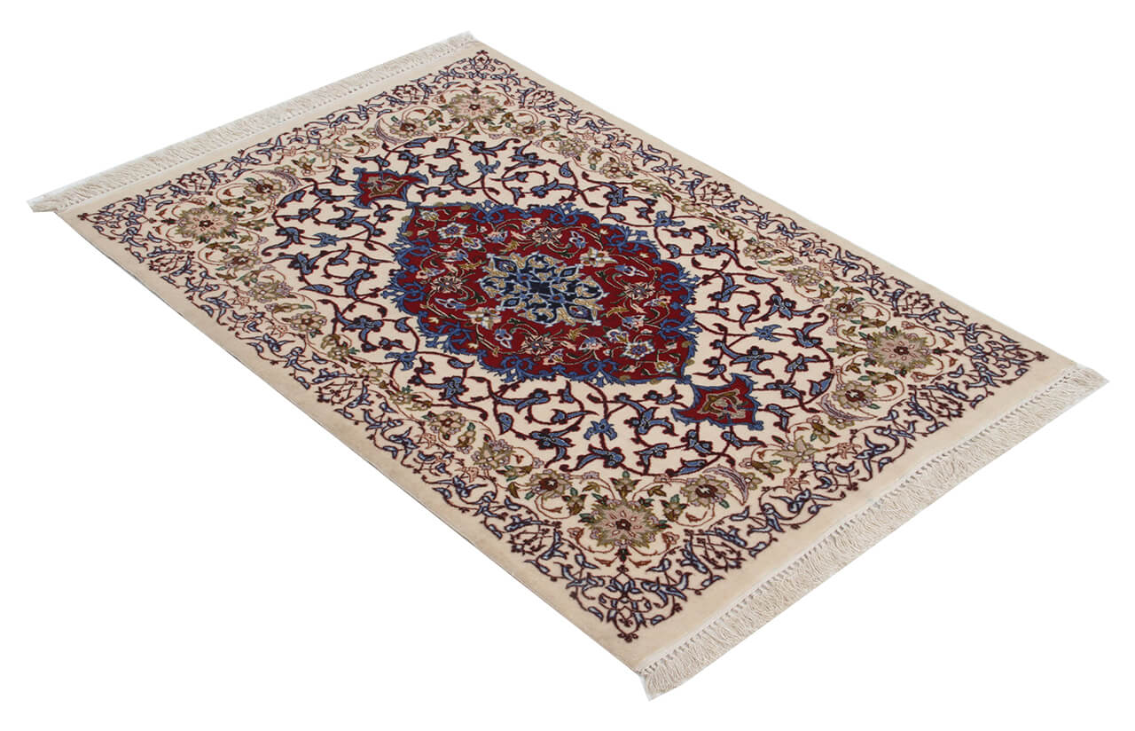 Persian Isfahan Silk & Wool Rug 118_82 cm