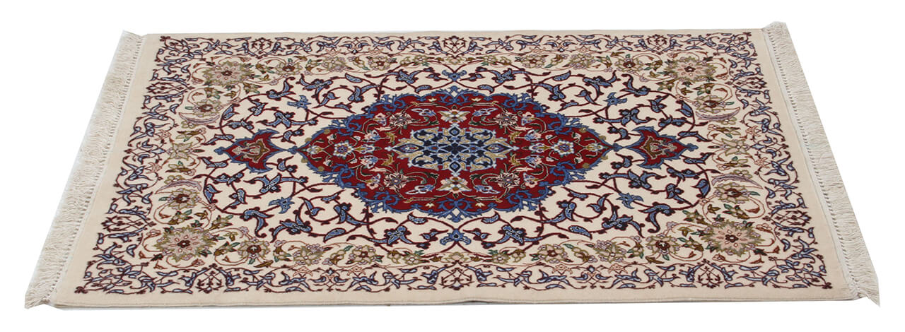 Persian Isfahan Silk & Wool Rug 118_82 cm