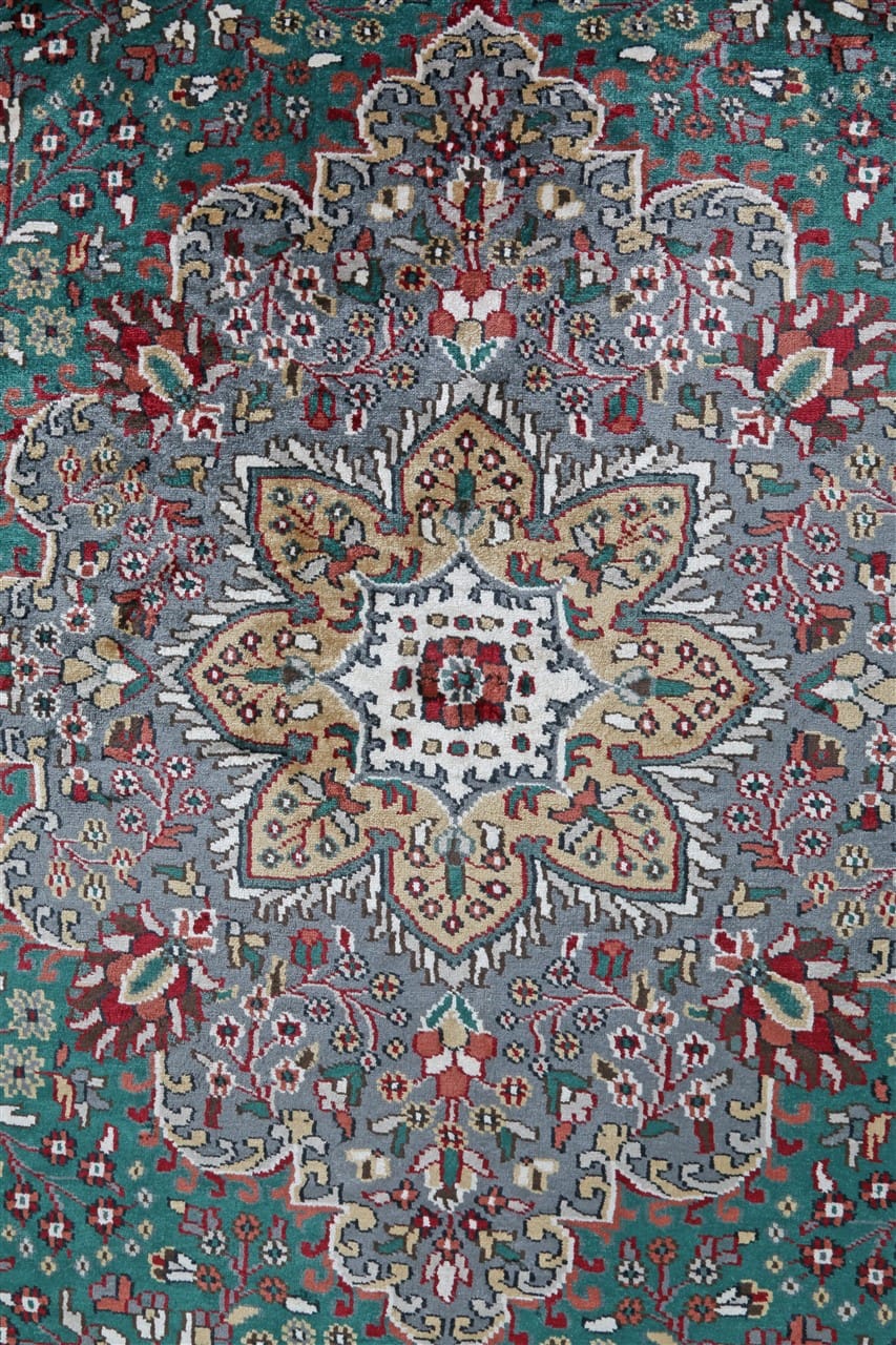 Tappeto Agra in Viscosa - Effetto Seta - Stile Orientale 315x242cm - CarpetLiving