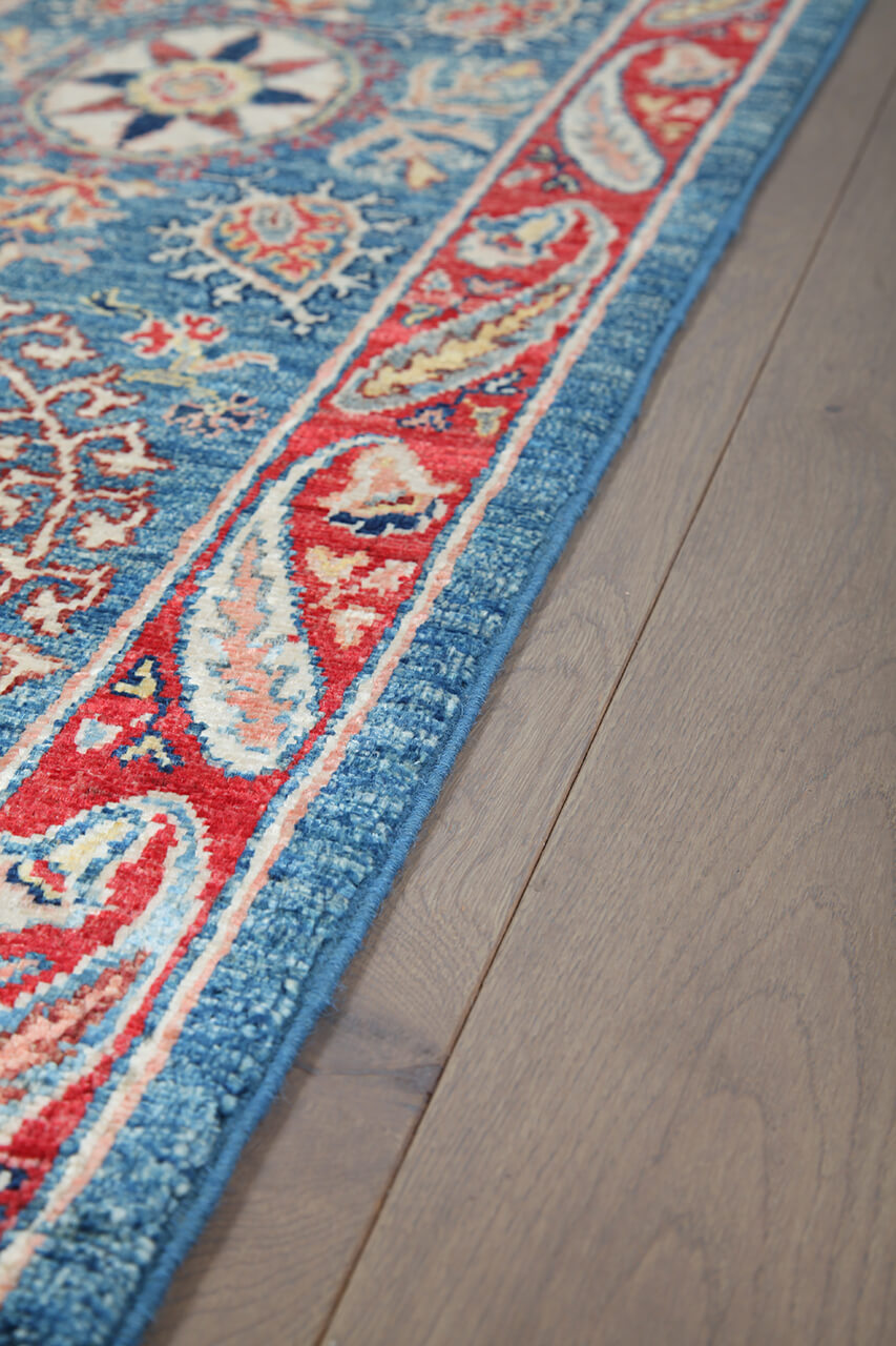 Handmade Ziegler Decorative Floral Rug, 243x167cm