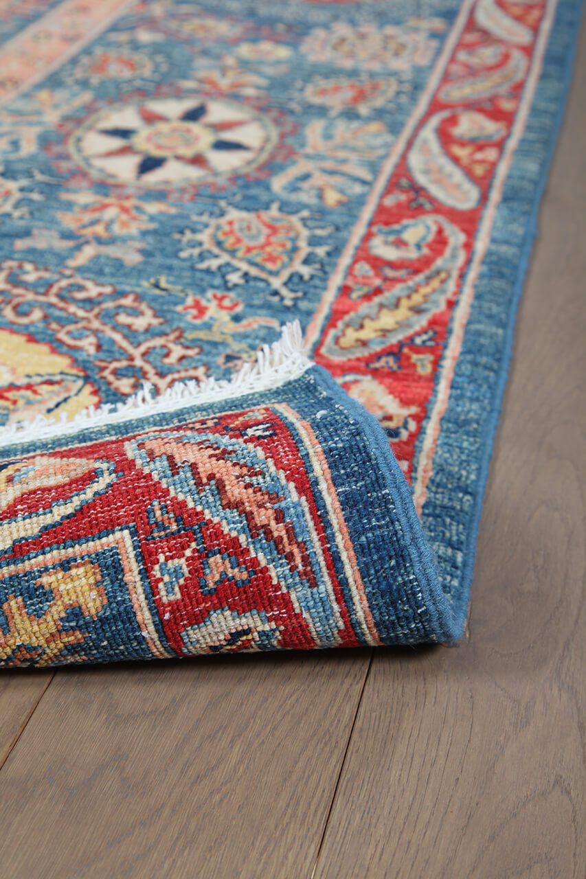 Handmade Ziegler Decorative Floral Rug, 243x167cm