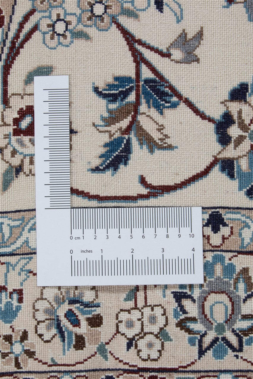 Fine Persian Nain Corner Rug 9La 130_130 cm