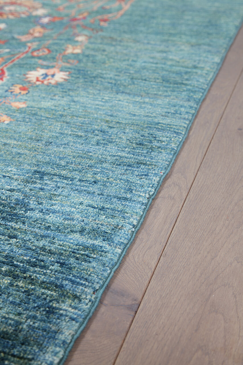 Handmade Ziegler Decorative Floral Rug, 242x170cm