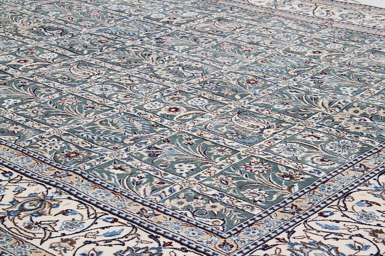 Fine Persian Nain Rug 9La 300_205 cm