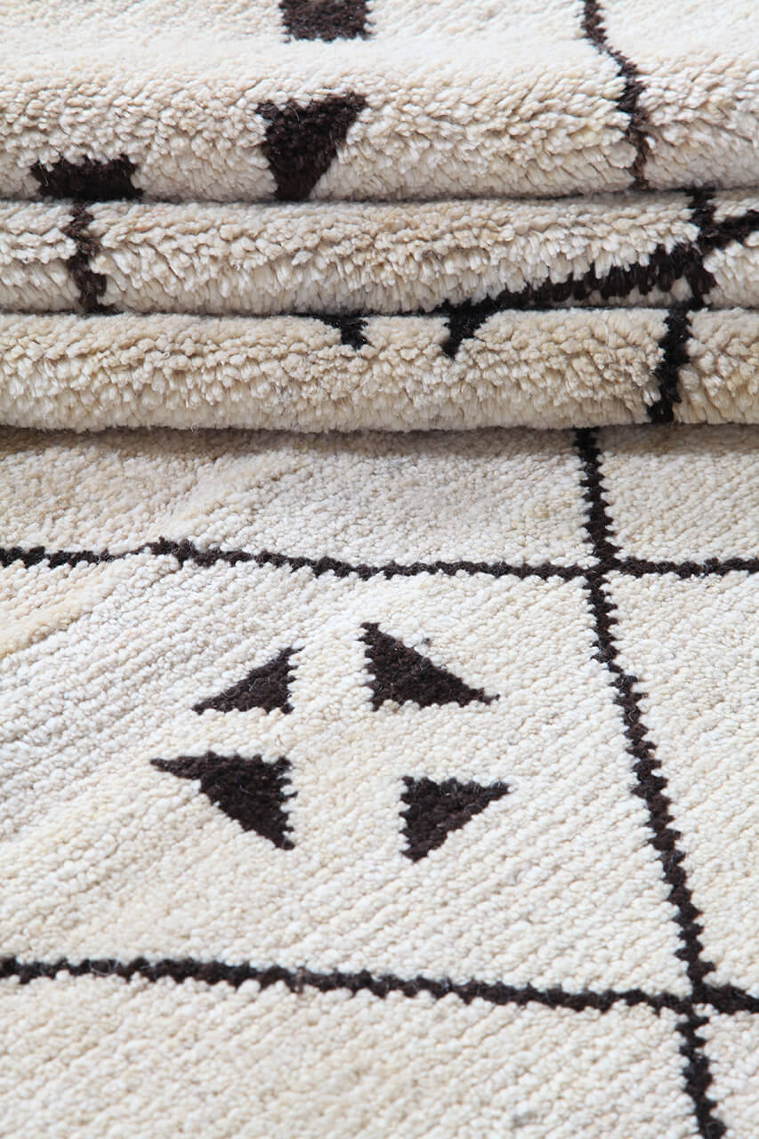 Taimany - Multicolor Tribal Wool Rug - Hand-Knotted 240x150cm