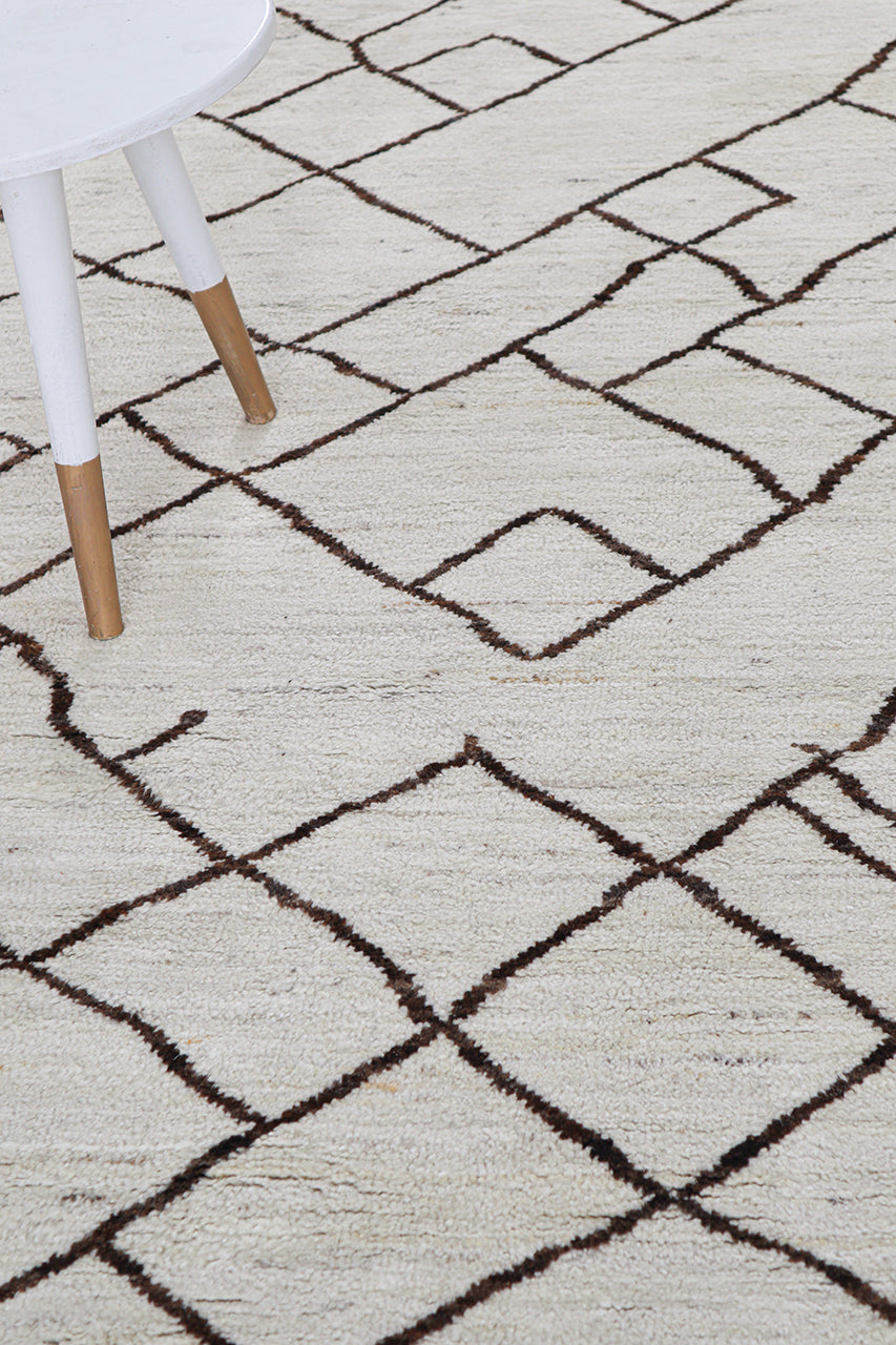 Modern design white Berber style carpet, handmade 242x175cm