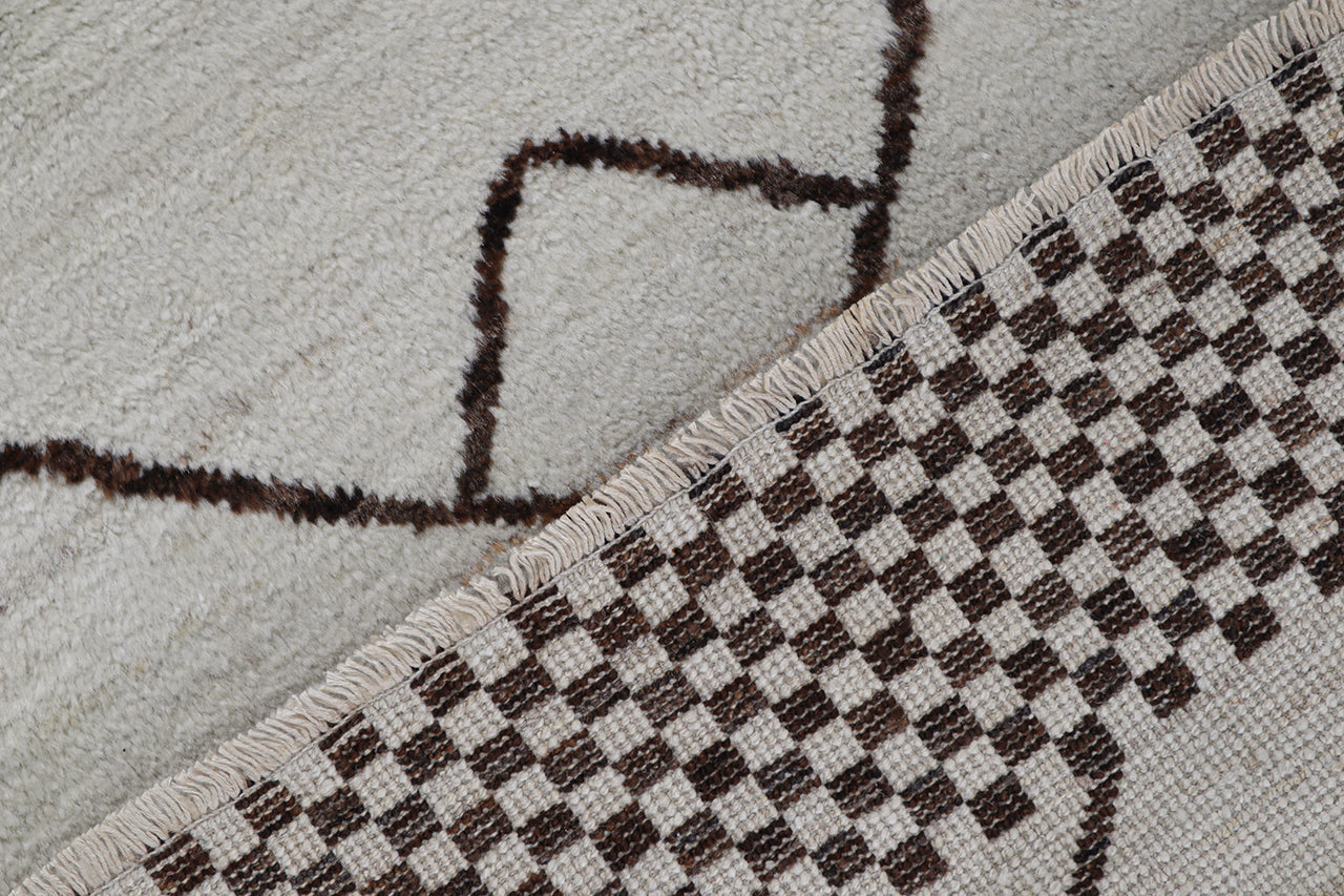 Modern design white Berber style carpet, handmade 242x175cm