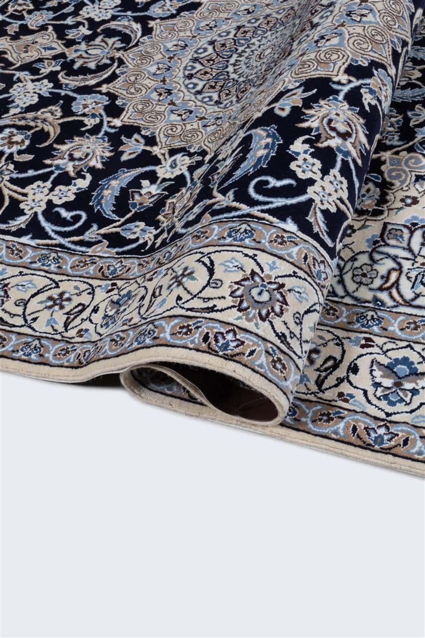 Fine Persian Nain Rug 9La 206_127 cm