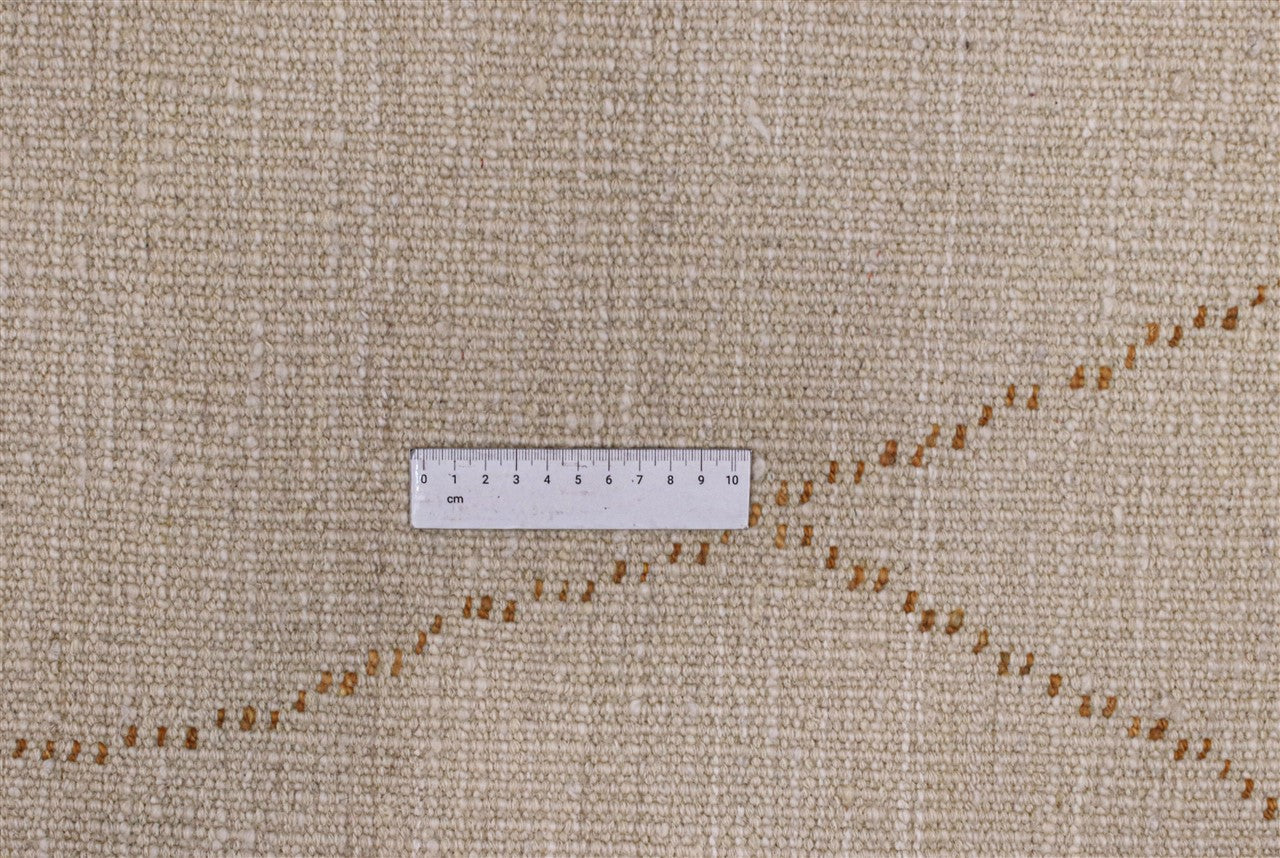 Modern design white Berber style carpet, handmade 303x208cm