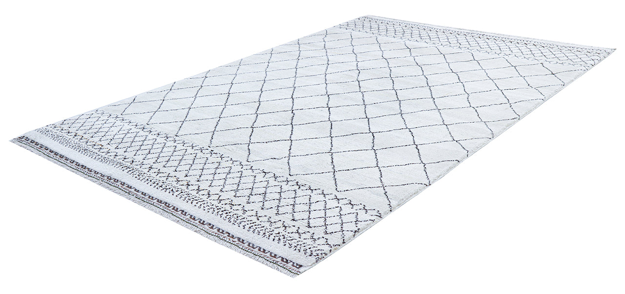 Modern design white Berber style carpet, handmade 226x147cm