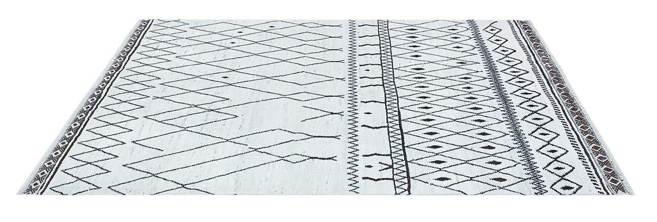 Modern design white Berber style carpet, handmade 276x197cm