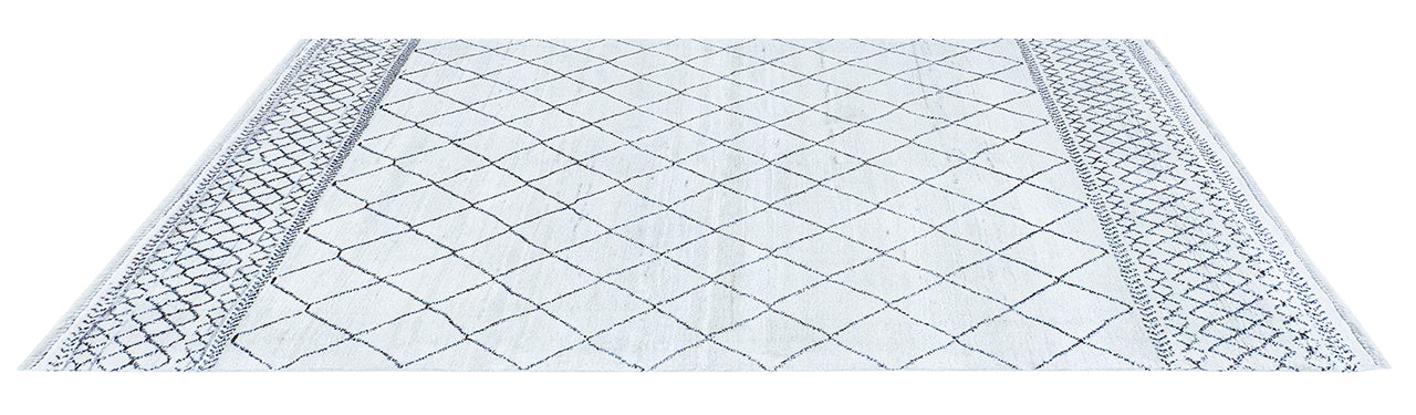 Modern design white Berber style carpet, handmade 228x146cm