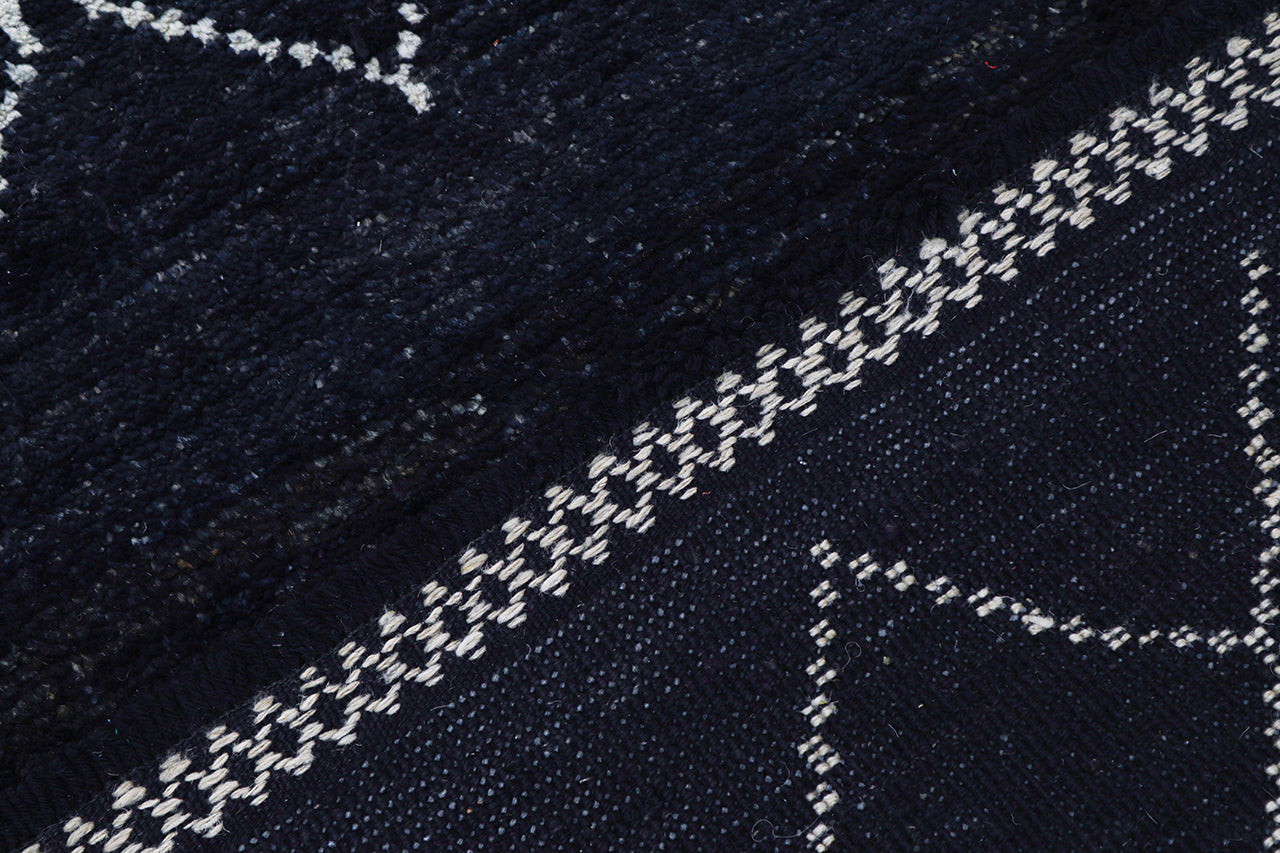 Tappeto design moderno nero stile berbero, fatto a mano 198x148cm