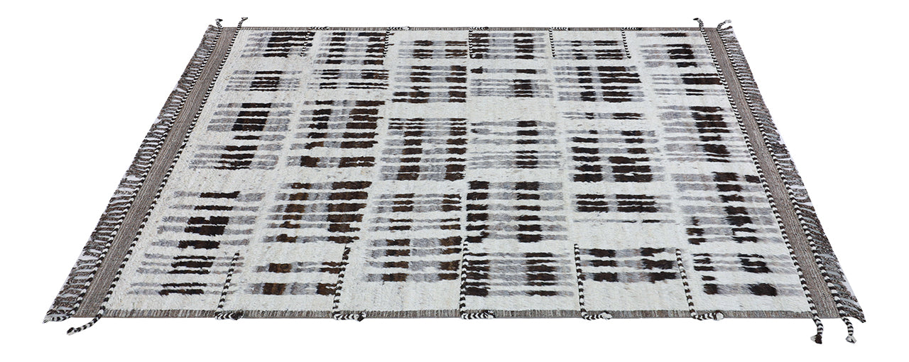 Modern design white Berber style carpet, handmade 311x218cm