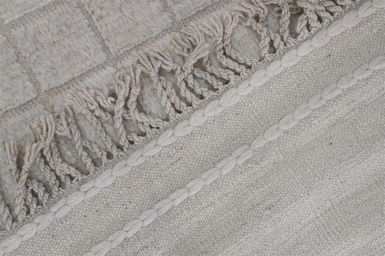 Modern design white Berber style carpet, handmade 298x204cm