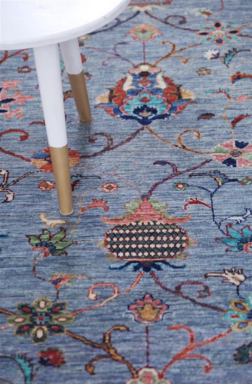 Handmade Ziegler Decorative Floral Rug, 247x167cm