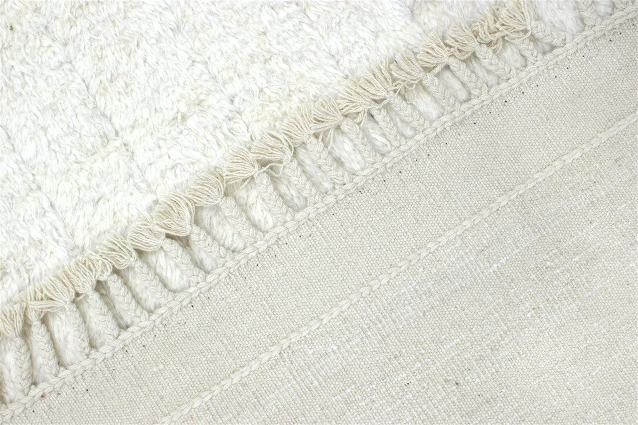 Modern design white Berber style carpet, handmade 294x213cm