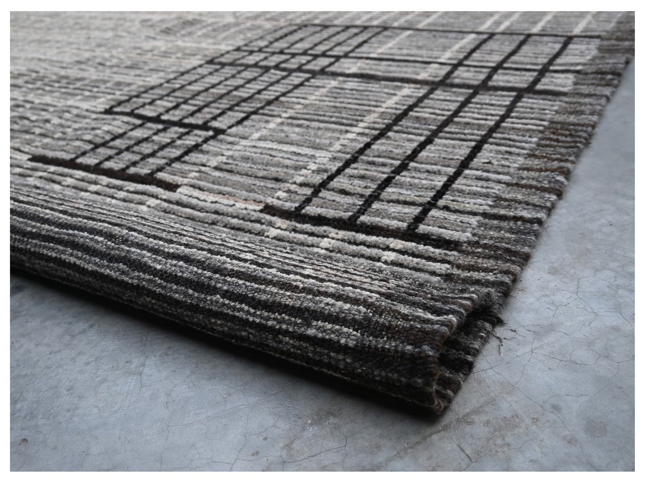 Modern design grey Berber style carpet, handmade 289x251cm