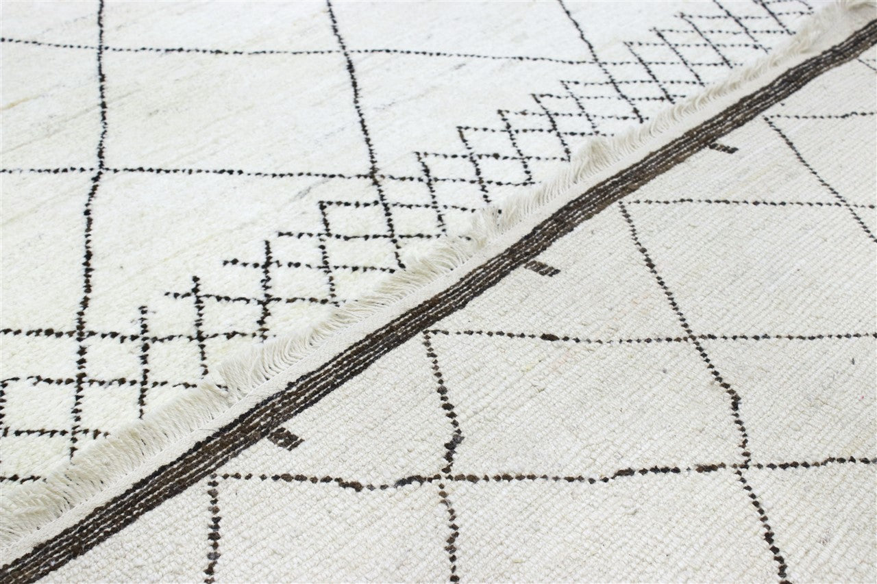 Taimany - Multicolor Tribal Wool Rug - Hand-Knotted 196x140cm