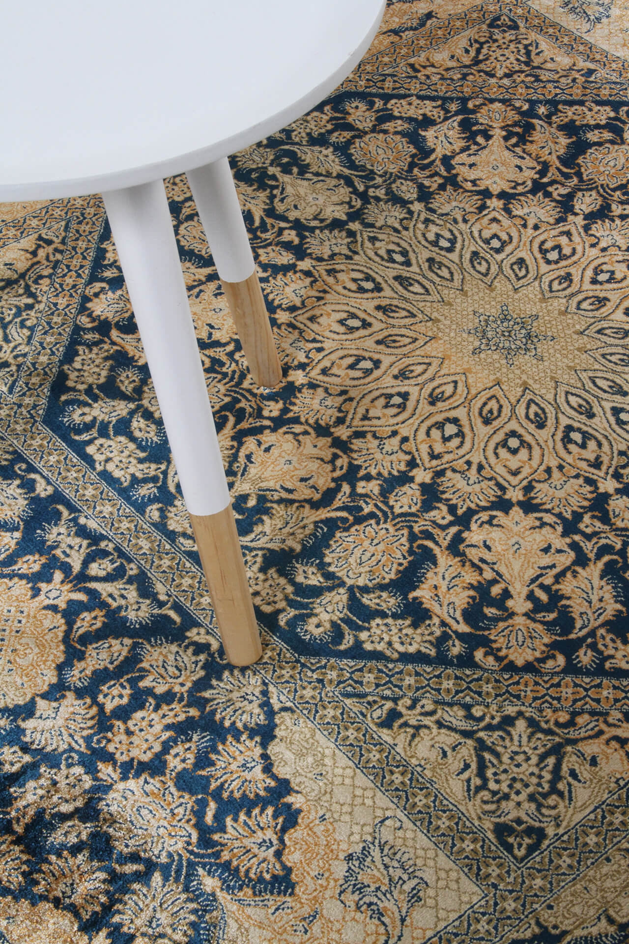 Persian Qum Silk Rug 148_100 cm