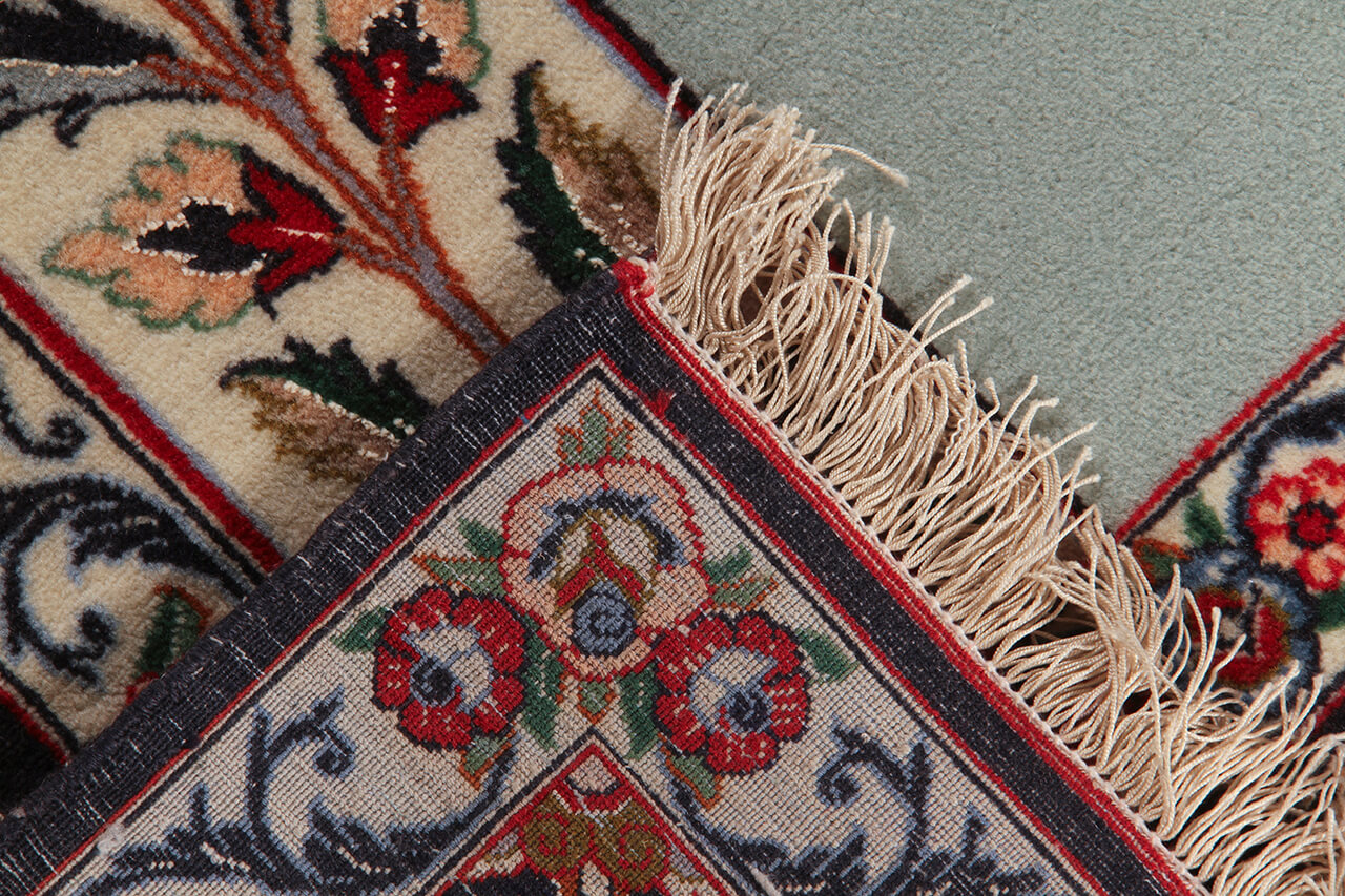 Persian Isfahan Silk & Wool Rug 249_152 cm