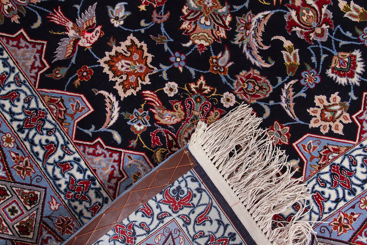 Persian Isfahan Silk & Wool Rug 233_158 cm