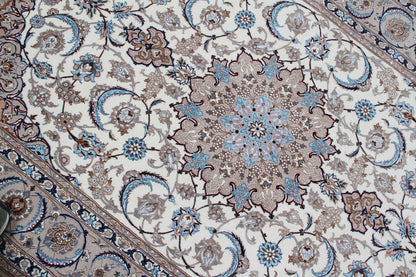 Persian Isfahan Silk & Wool Rug 228_154 cm
