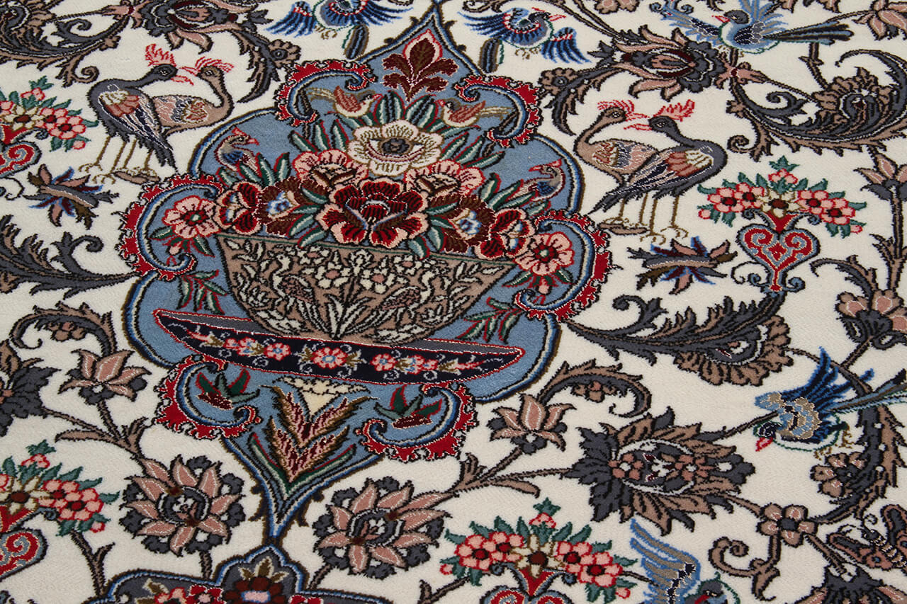 Persian Isfahan Silk & Wool Rug 166_113 cm