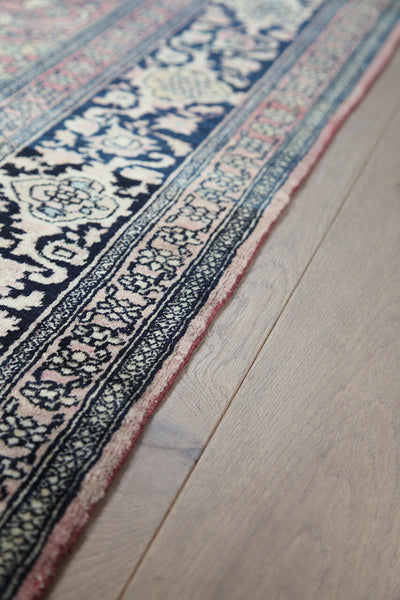 Authentic Antique Persian Farahan Rug | Hand-Knotted 205x145cm