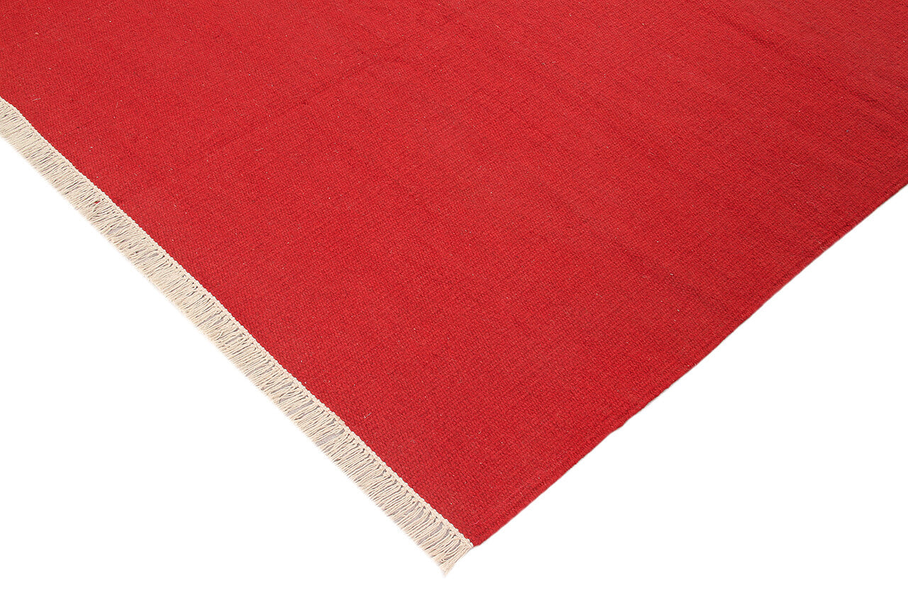 UBIQUE RED