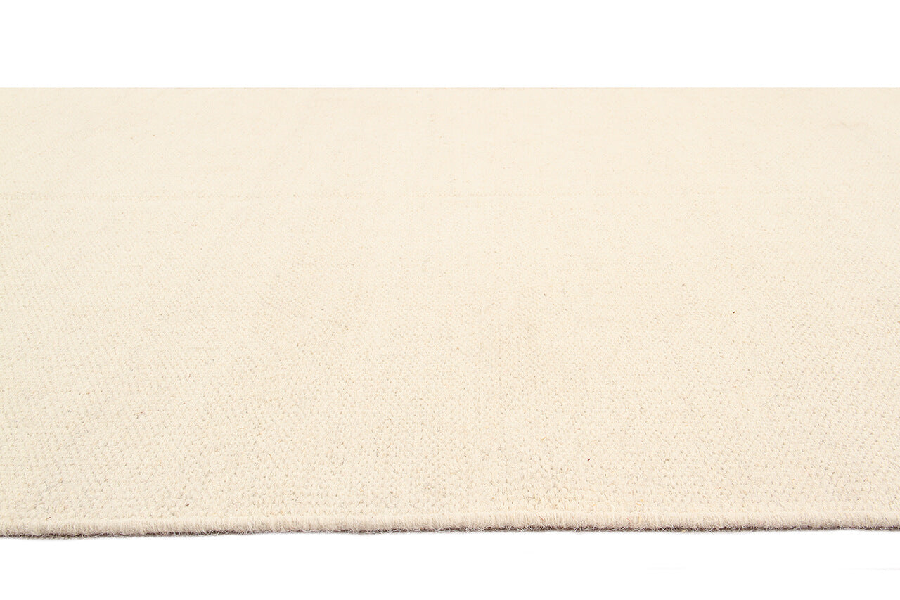 UBIQUE IVORY