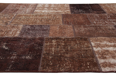 PATCHWORK BROWN - CarpetLiving