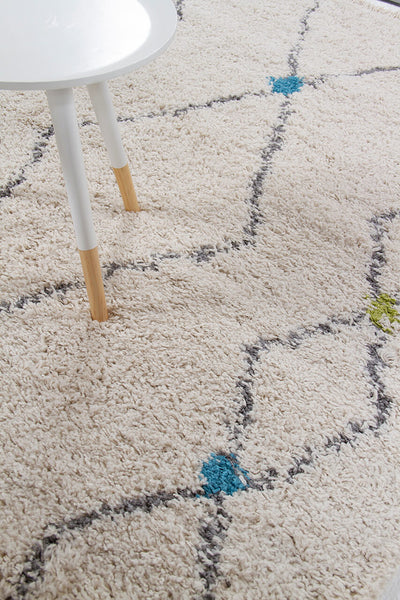 Tappeto stile berbero Tribe D Shaggy con dettagli colorati - CarpetLiving