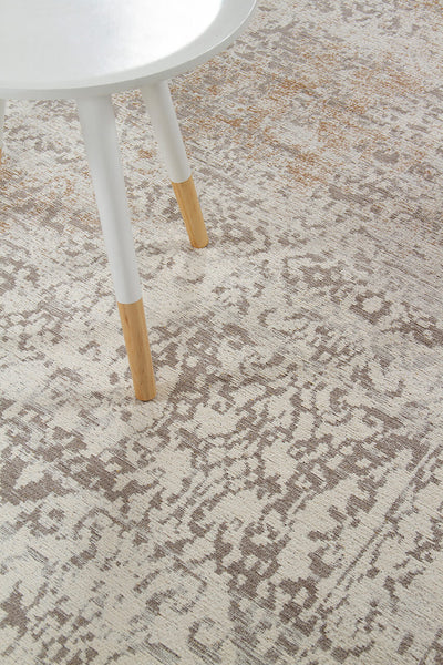 Tappeto Argentella - Avorio Beige - Design Vintage Astratto con sfumature colore | elegante per soggiorno e camera da letto - CarpetLiving