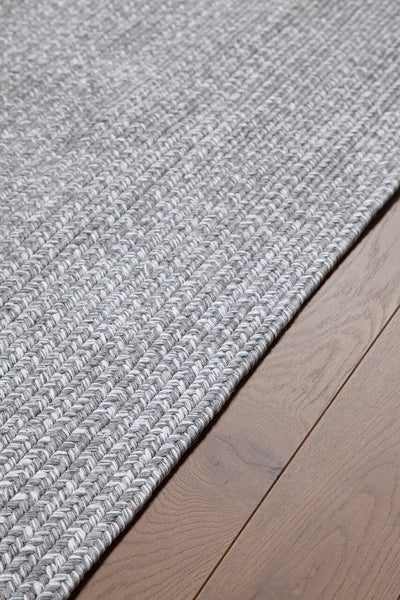 Tappeto Ovale da Esterno - SOLID - Indoor/Outdoor - Grigio -  200x60cm | Ideale per Terrazze, Balconi, Patio, Verande - CarpetLiving